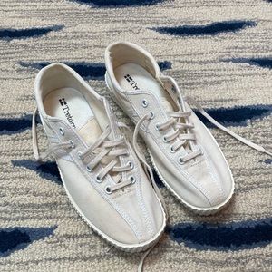 Tretorn canvas sneakers 7.5 off white